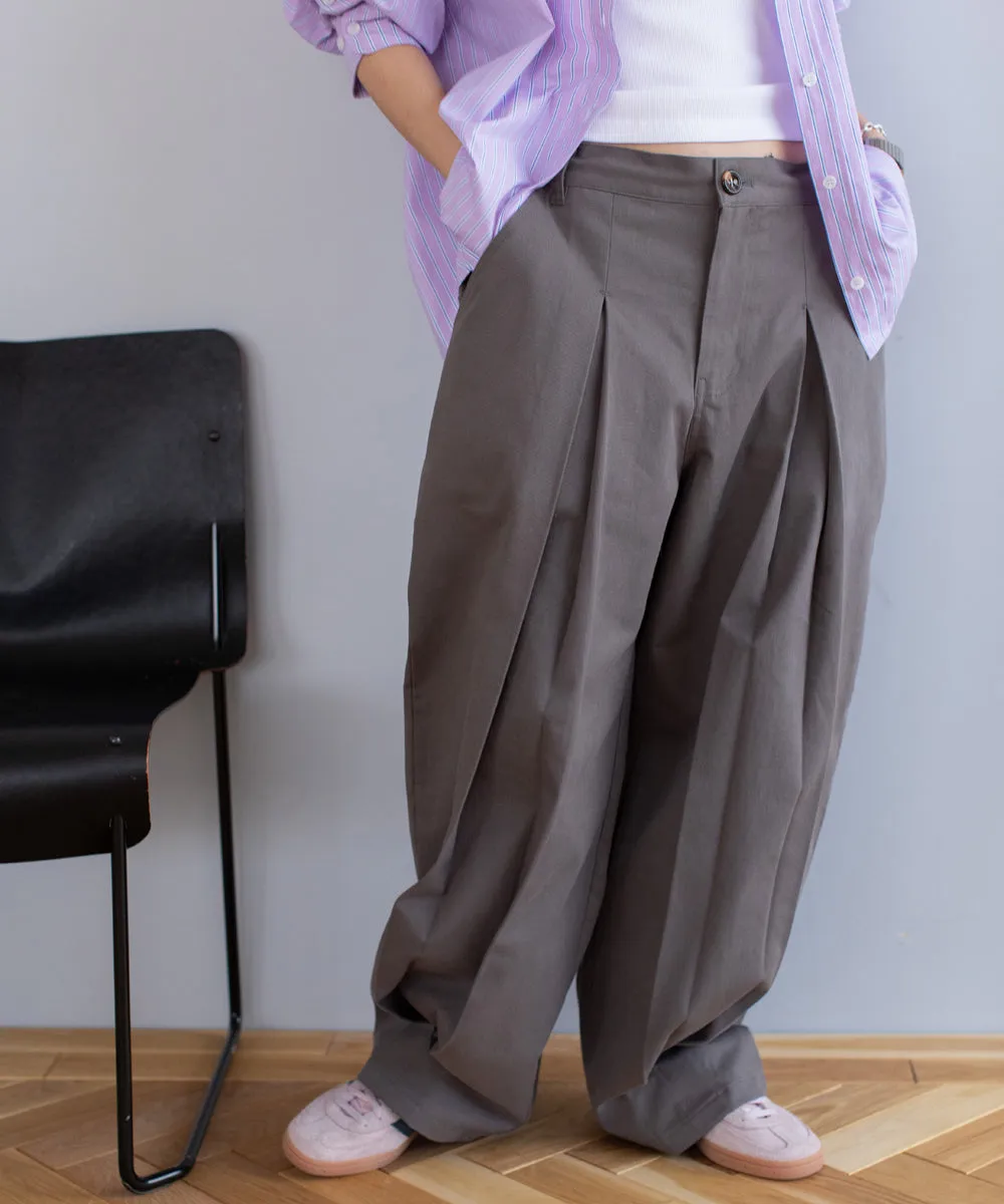 center tuck pants