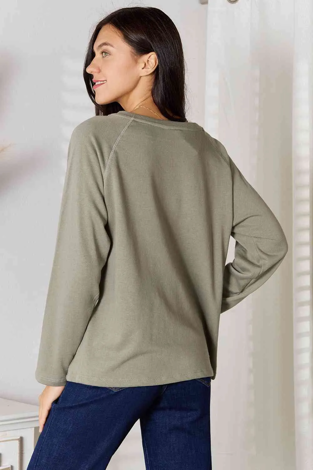 Culture Code V-Neck Long Sleeve T-Shirt Sage