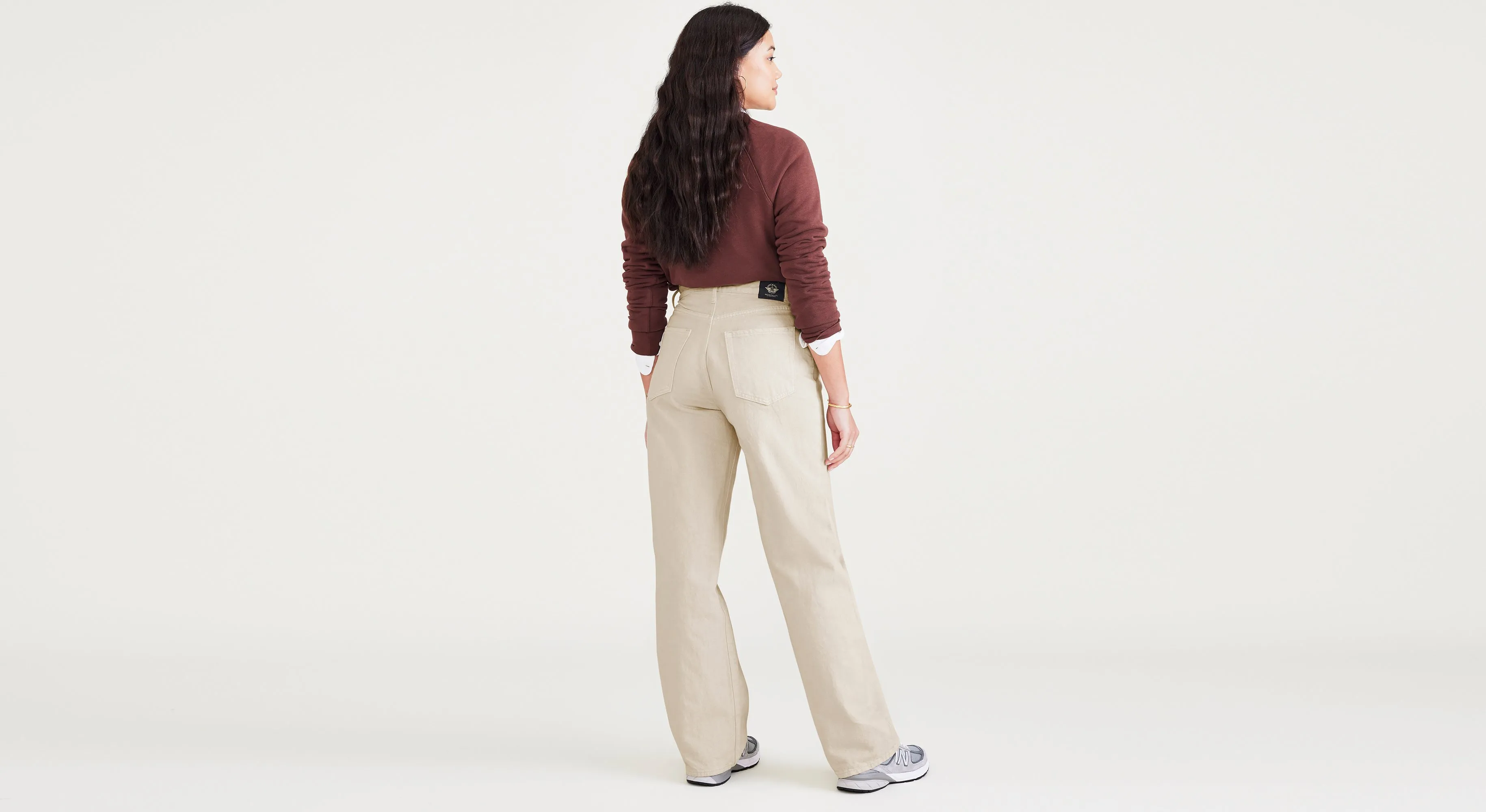 Women's Relaxed Fit Mid-Rise Jeans